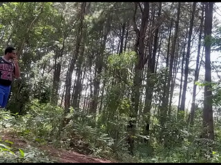 Perdida no meio do mato um estranho me ofereceu ajuda e olha no que deu Part 1