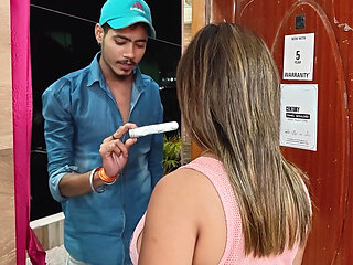 Horney customer fucked by delivary boy