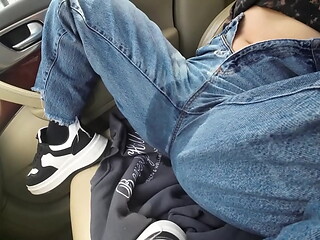 Real Desperate Jeans WETTING and SQUIRT in my Car