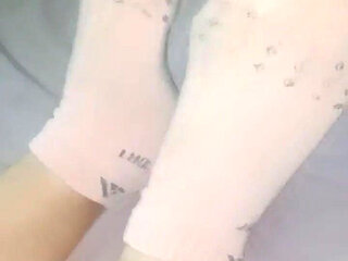 Medi Shows Her Feet in Short Socks and Her Tail