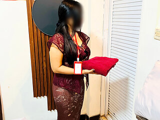 Hotel waitress kebaya merah (girl trapped by hotel guest)