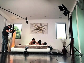 Lesbians hardcore licking pussies