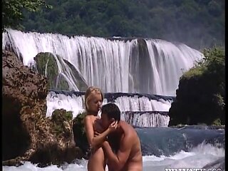 Dora Venter Is Outdoors Masturbating as She Gets Her Asshole Screwed - Private Porn Sex Videos