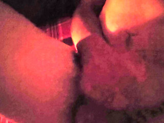 Nend some chicky to pound my tight asshole