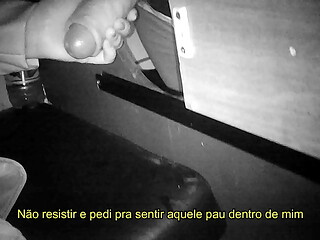 GLORY HOLE - UM PAU GROSSO ME COMEU GOSTOSO NA BALADA LIBERAL