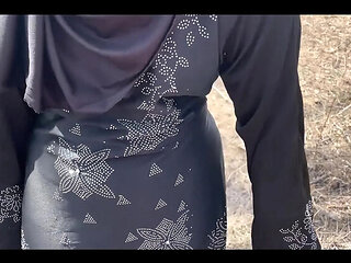 Indian Desi Muslim Girl Cheating on Boyfriend - Rough Outdoor Sex with Village Boy in Jungle - Hindi Audio