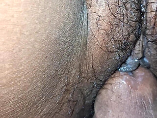 Chhote bhai ka land tight karke chut mein daal liya step sister and brother