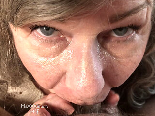 Hot Mother-In-Law Seduces With Best Blowjob & Swallow! MaXXXimumMilf