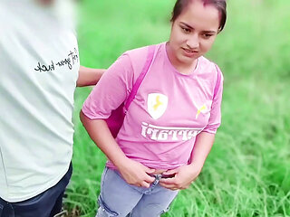Frist time sex college girl and Boy in Jungle, fuck her tight young pussy - College girl Fucking in jangle (Full Hindi Audio)