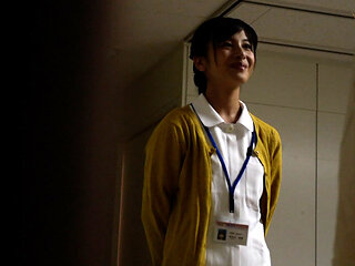 M913G05 A married woman nurse chatting with a male patient in the corridor after the lights go out has frustrated nasty sexual intercourse that overlaps her body to celebrate discharge!