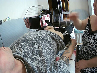 Mother-in-law Came to Give a Blowjob to Swallow a Portion of Sperm