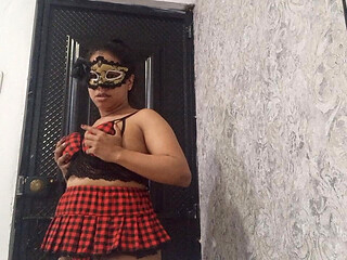 Exotic Dancer Warms up with Her Pussy Open