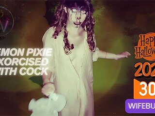 Halloween night porn with fantastic fancy bit from Wife Bucket
