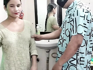 Small boobs ko daba daba kar jija ne doodh nikala