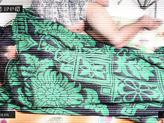 Sexy Komal's Tight Pussy Torn in Hardcore Desi Field Doggystyle Fuck