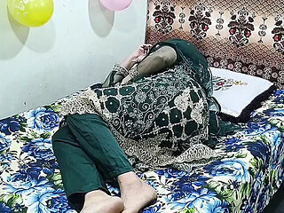 Desi Stepson Fucks Hot Muslim Stepmom - Homemade Taboo Sex