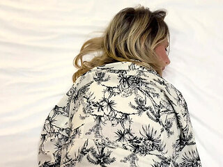 Dianne Fox Takes Hard Deep Thrusting on Her Knees in Italy Amateur Homemade Sex