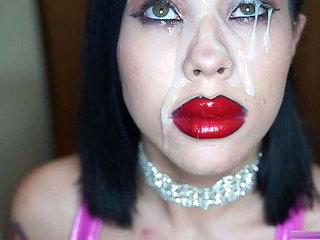 Bimbo Jasmine Dark's Lip-Filled Facial