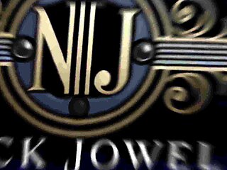 Sista Whore Tears up Her Stepbrother Barrista