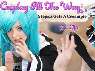 Cosplay all the way: sis gets a creampie