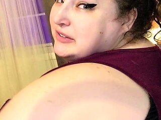 Leann amateur beautiful brunette with big boobs