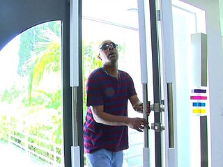 Big ass xxx with delicious Alex Gonz and L.t. from Skankery