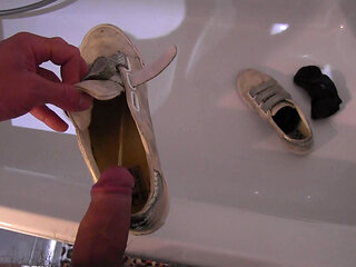 Marion's left sneaker full piss fuck and cum