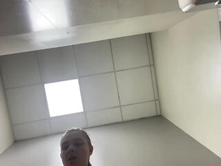 Public fucking in the gym jucielussie
