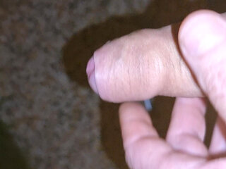 Nice Handjob in the Garden and Lots of Cum