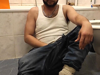 Dirty Pig Hammer on It, Pissing and Socks Toilet