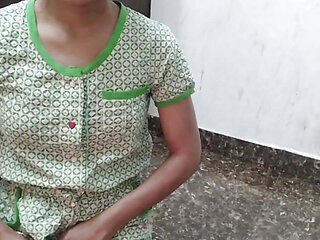 Bhabhi ko ghar me band kar ke jabar dasti pela