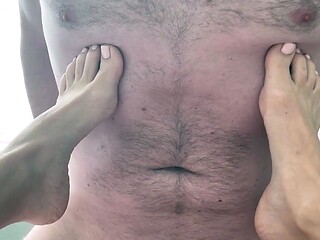 Amateur Foot Fetish Girlfriend Sucks and gives a Footjob