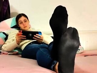 Caitlin ignore video