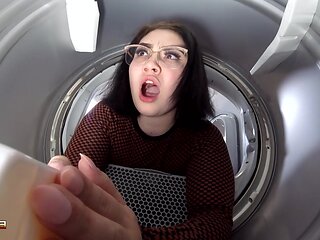 Lenna Lux - trapped and filled