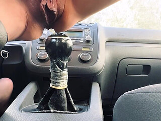 I Put the Gear Lever of a Friend's Car in My Pussy Like a Whore