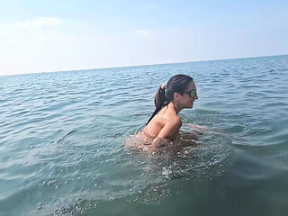 Amateur Teen Brunette MILF Outdoor Beach Sex Chat By The Sea - Hot Brunette Wife Fucked On Nude Beach HD