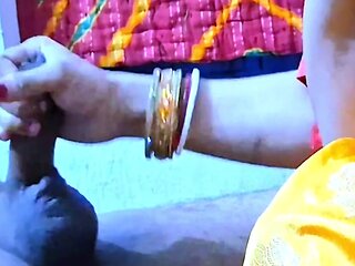 Indian Blowjob In Blowjob Show Boobs