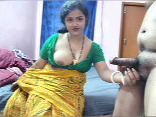 Aunty got horny when i gave them headache pills