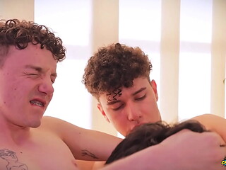 Daddy Eats Two Twink Cocks Gay threesome