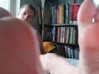 Library Training with Feet and Cum Countdown