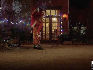 Miss Santa Needs Sugar