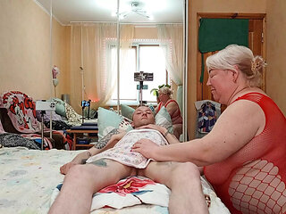 Cum-hungry mother-in-law drains eggs and swallows thick cum