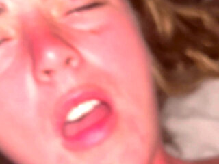 Watch her have a orgasm