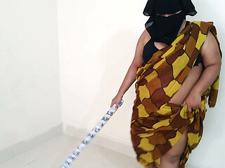 Pakistani Stepmom Fucked While Sweeping the House