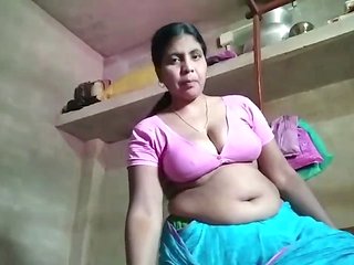 Sensual video blog of a seductive Indian housewife from the village 2024