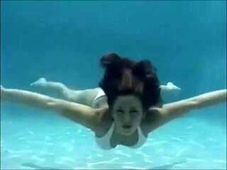 Isabella sucks and jerks underwater: Big Tits, Blowjob  Amateur Porn