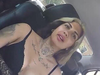Exhibitionist Woman Agrees to Do Sex Tourism in Madrid, Fucking on the Street and in the Car Fakings
