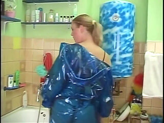 A perfect pussy for a perfect fetish game