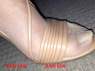 Dani_leg in Tan Pantyhose Showing off Sexy Legs