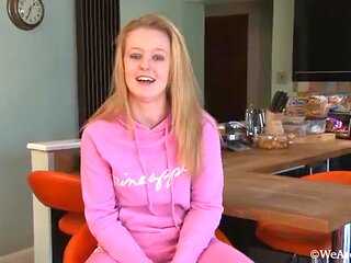 Laura Kaye talks about being a hairy girl - WeAreHairy